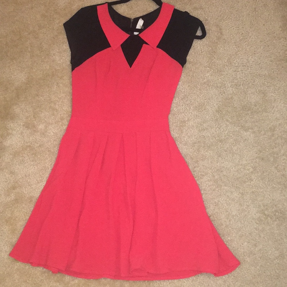 Orange and black over the knee classy dress.